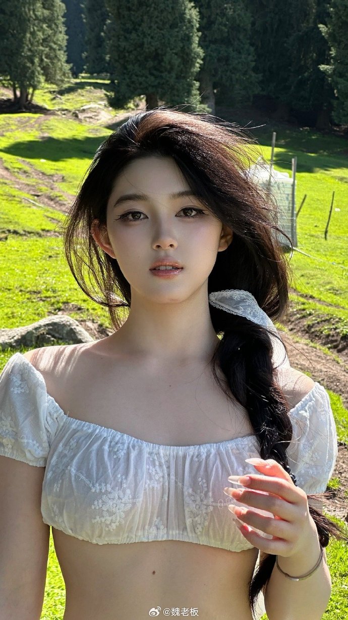 电影《热情的空姐》在线观看