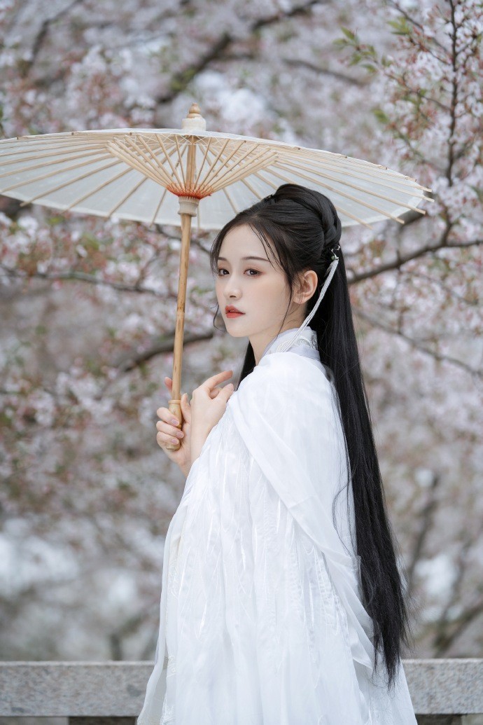 美丽的小蜜桃1:美丽人生第一集
